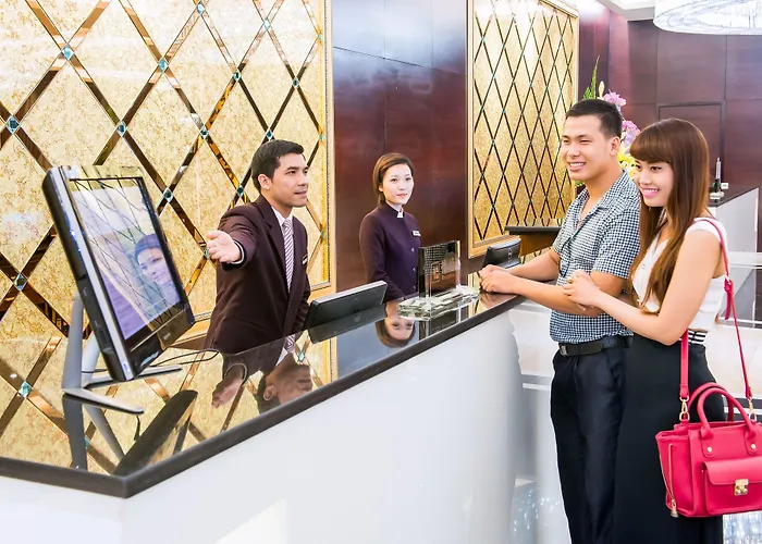 Royal Hotel 4*