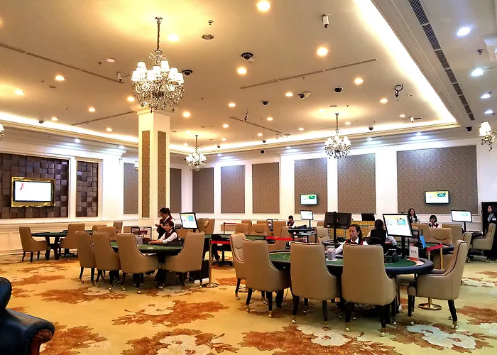 Royal 4*