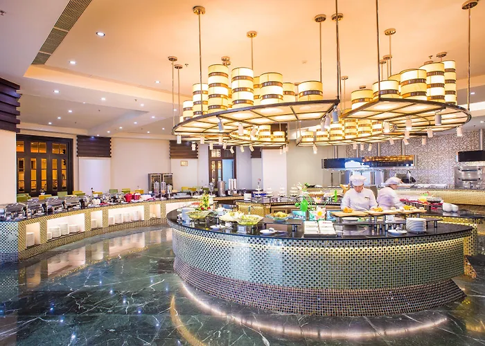 Royal Ha Long
