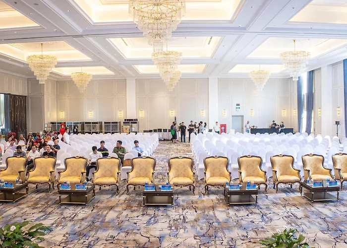 Hotel Royal Ha Long